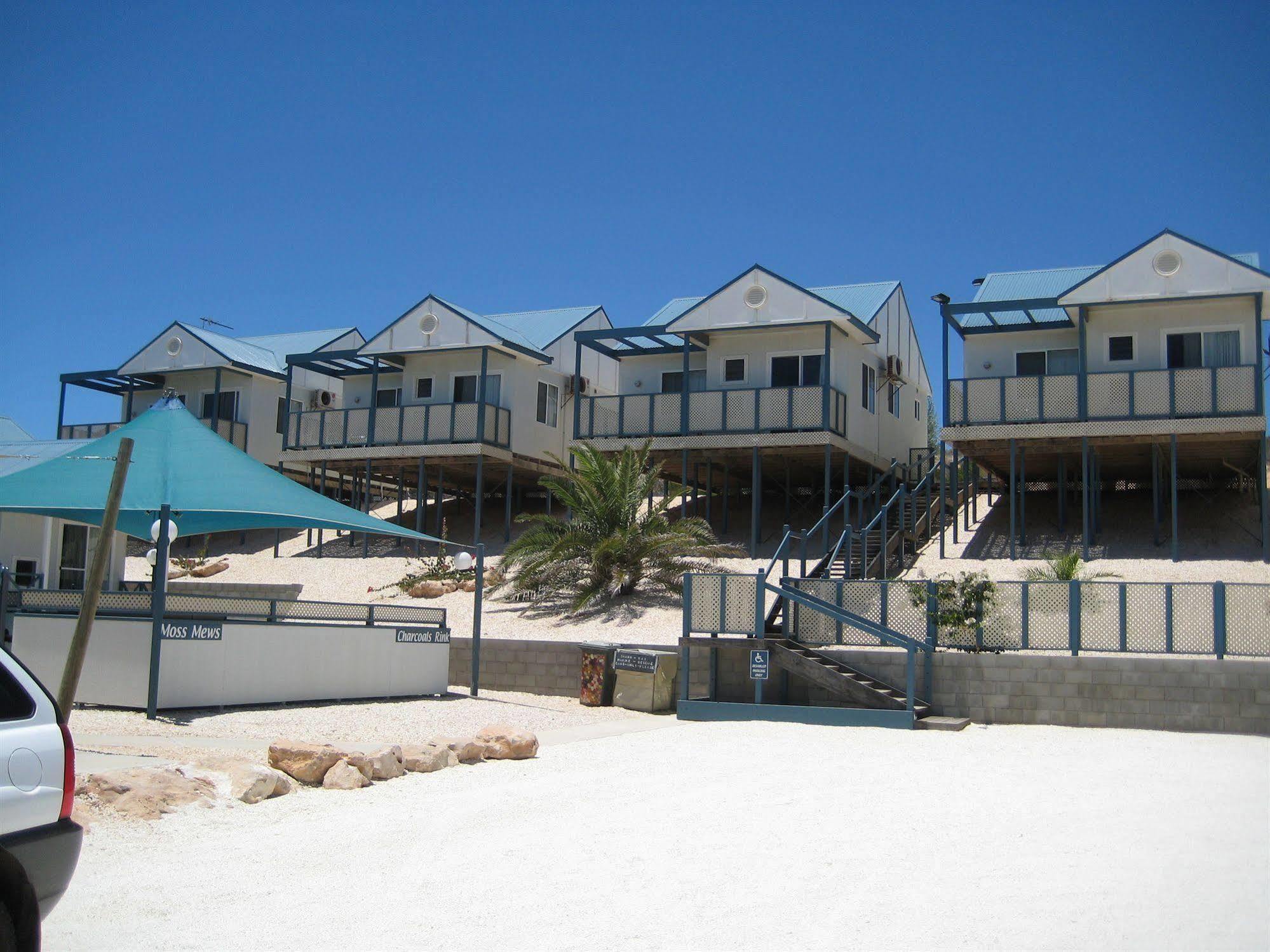 Oceanside Village Denham Exterior foto